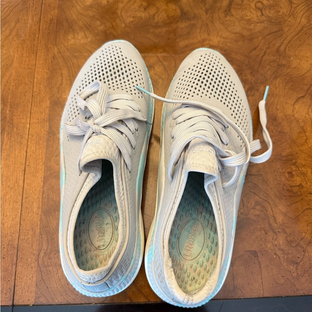 CROCS Beige Sneakers with Aqua Soles
